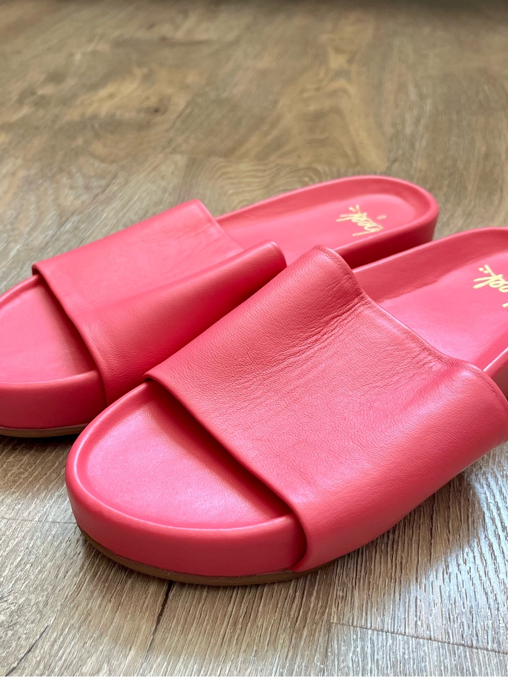 Beek Pelican Leather Platform Sandal